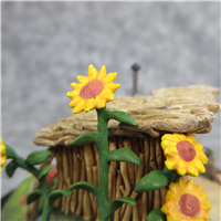 FIDDLER PIG'S STICK HOUSE 2-1/4 inch Disney Enchanted Places Sculpture (WDCC, 11K-41204-0, 1996-1998)