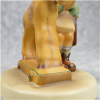 PRAYER BEFORE BATTLE Figurine (Hummel 20, TMK)