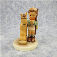 PRAYER BEFORE BATTLE Figurine (Hummel 20, TMK)