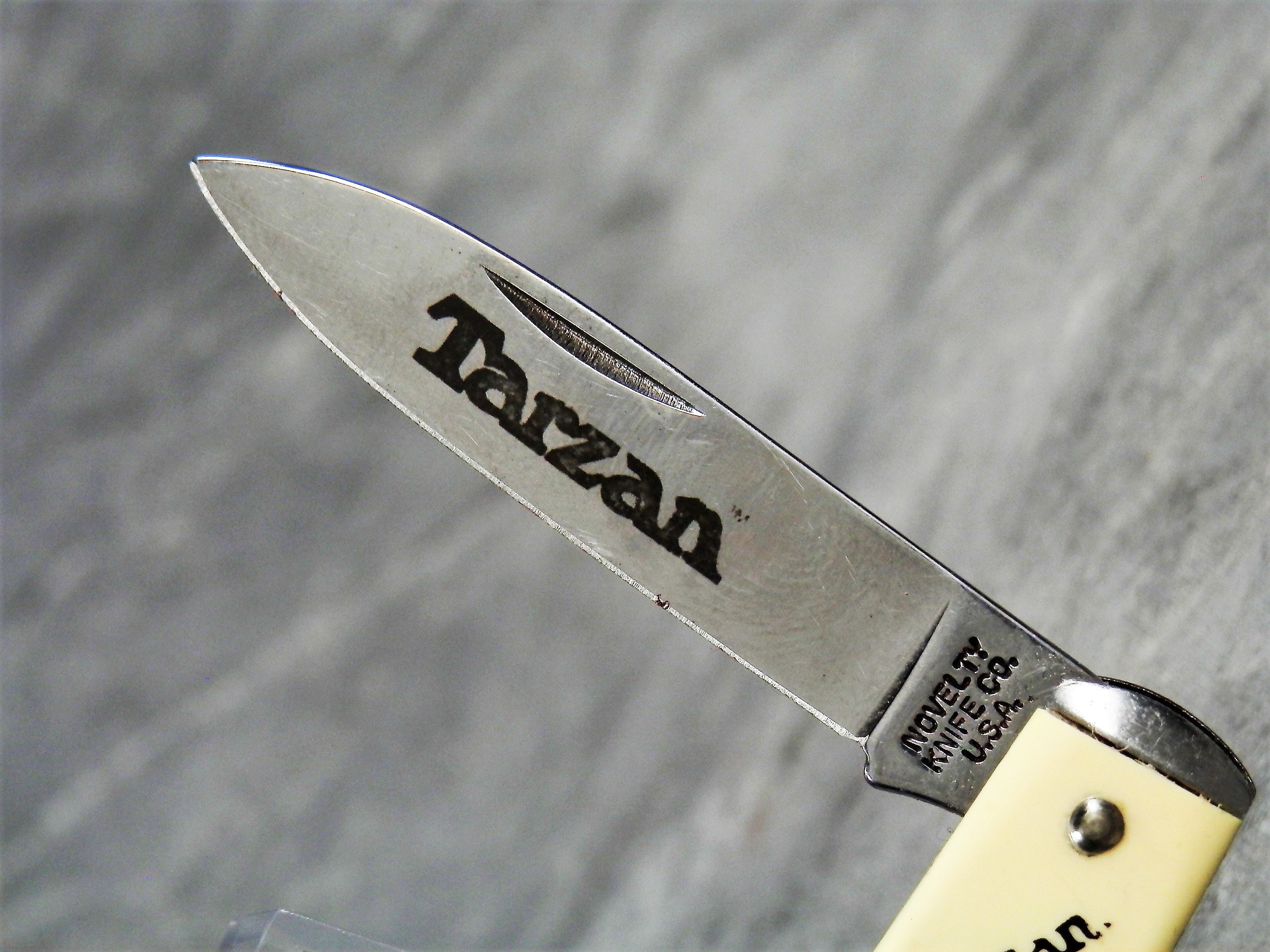 How much is NOVELTY KNIFE CO. Limited Ed. Tarzan Knife Set of 3 in  Collectors Tin worth? | iGuide.net Price Report