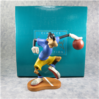 GOOFY Dribbling Down Court 8-1/2 inch Disney Figurine (WDCC, 11K-41404-0, 1998-2000)