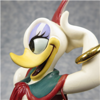 DAISY DUCK Daisy's Debut 5-1/2 inch Disney Figurine (WDCC, 11K-41313-0, 1998-1999)