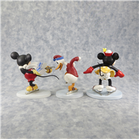 ON ICE Figurine, Base & Title Scroll Disney Grouping (WDCC, 1997-2000)