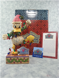 SANTA'S HIGH STRUNG HELPER 7-1/4 inch Disney Donald Duck Figurine (Jim Shore, Enesco, 4008064, 2007)