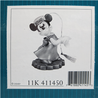 MINNIE MOUSE as Mrs. Cratchit 3-1/4 inch Disney Figurine (WDCC, 11K-41145-0, 1997-1999)