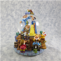 SNOW WHITE AND THE SEVEN DWARFS 7-1/2 Inch Snowglobe (Disney Direct, #15484)