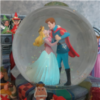 SLEEPING BEAUTY 6-1/2 inch 40th Anniversary Musical Snow Globe with Light (Disney, 1989)