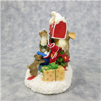 SENDING YOU GOOD TIDINGS AND FRIENDSHIP 4 inch Mice with Deer at Mailbox Christmas Figurine (Charming Tails, Enesco, 85/187, 2007)