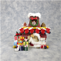 STOCKING UP FOR SANTA 4 inch Santa In Chimney Mouse Figurine (Charming Tails, Enesco, 87/171, 2007)
