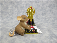 WE'RE "SEWING" LOVE 2-7/8 inch Friendship Figurine (Charming Tails, Enesco, 84/149, 2008)