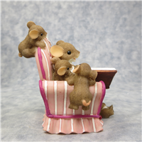 NO ONE TELLS IT LIKE YOU Grandparent Mouse Storytime Figurine (Charming Tails, Enesco, 89/323)
