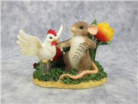 YOU HAVE ME FEELING LIKE A SPRING CHICKEN 3 inch Mouse With Chicked Figurine (Charming Tails, Fitz & Floyd, 88/138, 2007)