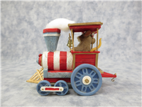 JUST KEEP CHUGGING ALONG 3-1/2 inch Patriotic Mouse on Train Figurine (Charming Tails, Fitz and Floyd, 82/125, 2005)