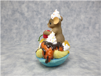 INDULGE YOURSELF 3-1/2 inch Ice Cream Sundae Mouse Figurine (Charming Tails, Fitz and Floyd, 82/291)