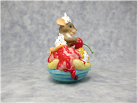 INDULGE YOURSELF 3-1/2 inch Ice Cream Sundae Mouse Figurine (Charming Tails, Fitz and Floyd, 82/291)