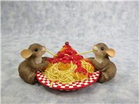 WE'VE GOT PASTABILITIES Mouse Spaghetti Figurine (Charming Tails, Enesco, 89/289)