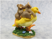 WADDLE WE DO WITHOUT FRIENDS Mouse and Duck Figurine (Charming Tails, Enesco, 88/142)