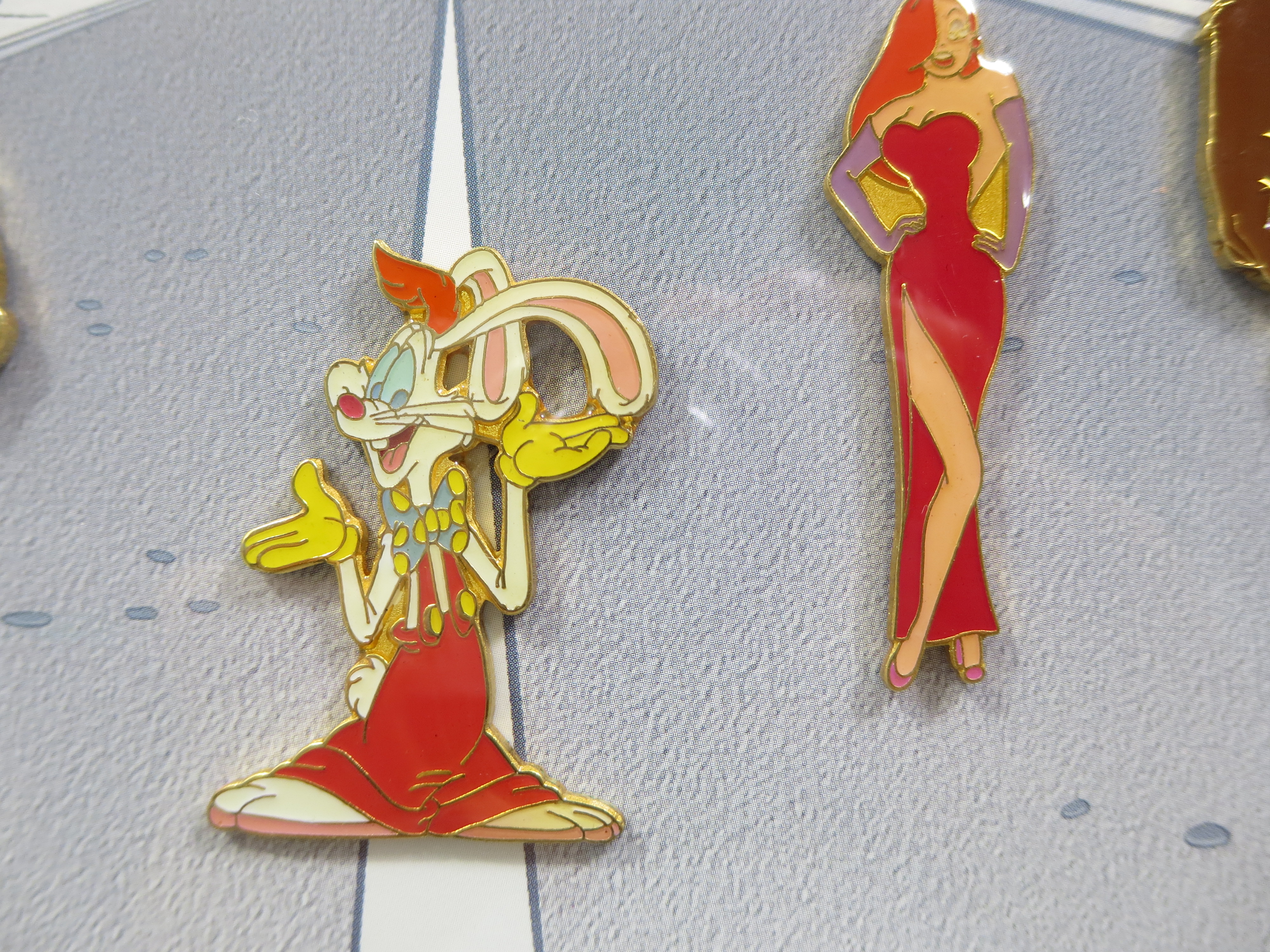 ロジャーラビット Roger Rabbit 10周年記念 ピンバッジセット How much is WHO FRAMED ROGER RABBIT 10th Anniversary Limited