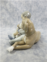 NEW PLAYMATES Porcelain Figurine (Lladro, #5456, 1987)
