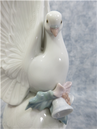 MESSAGE OF PEACE 1 Porcelain Tree Topper (Lladro, #6587, 1998)