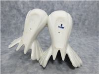 COUPLE OF DOVES Porcelain Figurine (Lladro, #1169, 1971)