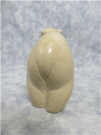 ATTENTIVE BEAR Porcelain Figurine (Lladro, #1204, 1972)