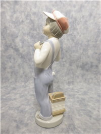 BOY FROM MADRID Porcelain Figurine (Lladro, #4898, 1972)