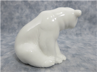 SEATED POLAR BEAR Porcelain Figurine (Lladro, #1209, 1972)