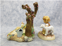 COMING FROM THE WOODS 8 Hummel 2086 TMK 8