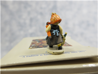 CHRISTMAS TREAT 8 Hummel 256-P