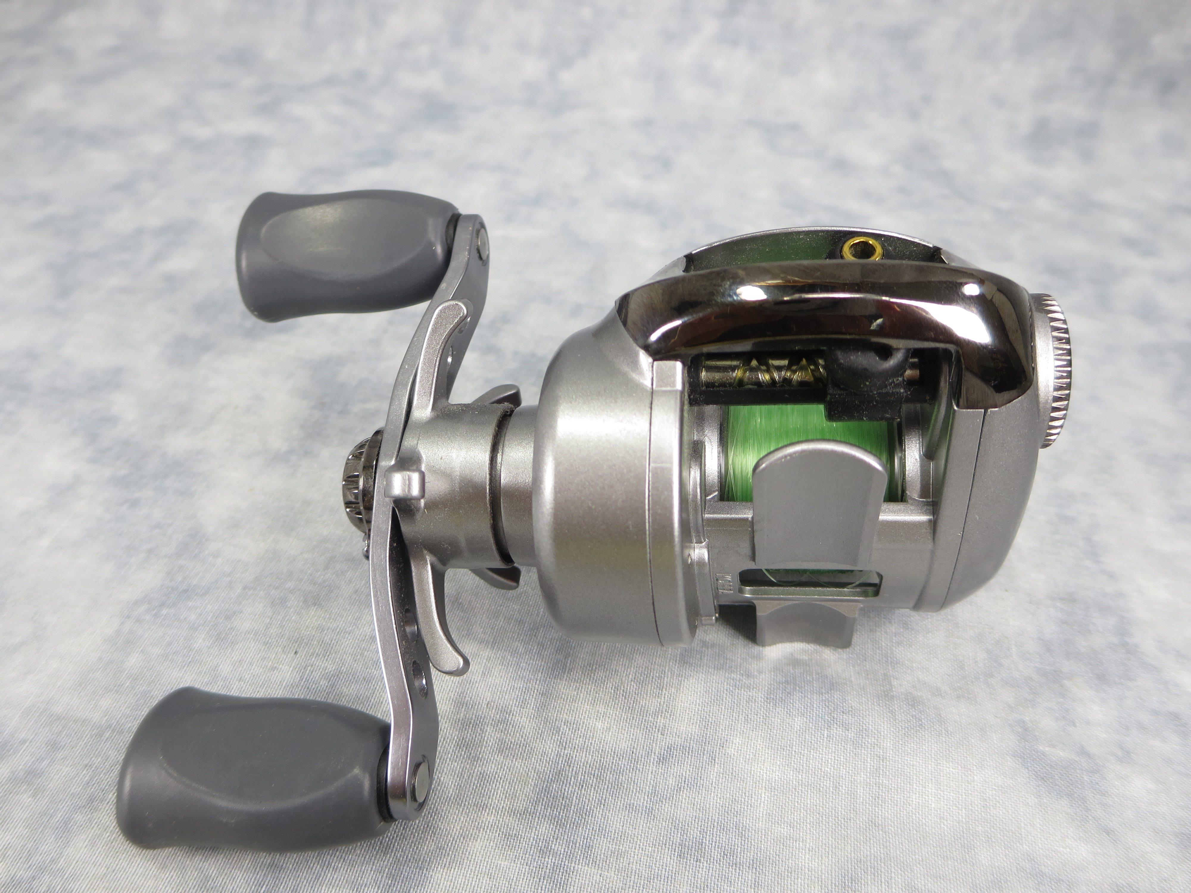 How much is DAIWA Laguna 100HS Right-Hand Low-Profile 7.1:1 Baitcasting ...