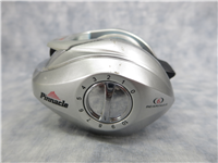 PINNACLE Pro 6 Right-Hand Low-Profile 6.2:1 Baitcasting Reel