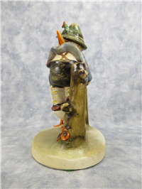 BARNYARD HERO Figurine (Hummel 195, TMK)