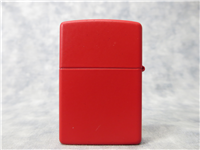 Stars of Hollywood MARILYN MONROE SITTING Red Matte Lighter (Zippo, 2001)