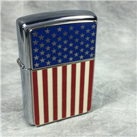 AMERICAN FLAG Emblem Polished Chrome Lighter (Zippo 20108, 2005)