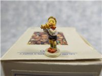 CHRISTMAS TREAT 8 Hummel 269-P