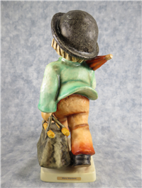 MERRY WANDERER 10 inch Figurine (Hummel 7/II, TMK)