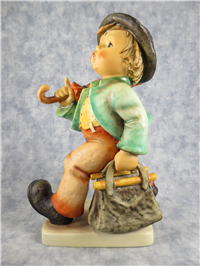 MERRY WANDERER 10 inch Figurine (Hummel 7/II, TMK)