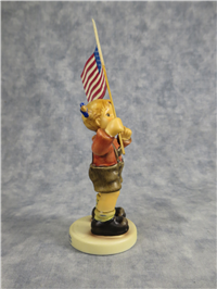 PATRIOTIC SPIRIT First Issue Figurine (Hummel 2154/A, TMK)