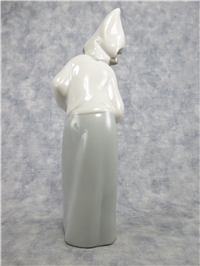 SHEPHERDESS WITH ROOSTER Glossy Porcelain Figurine (Lladro, #4677)