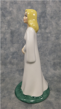 GALADRIEL Middle Earth/Hobbit Figurine (Royal Doulton, HN 2915)