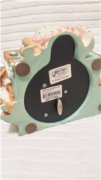 Jean Everette KITTY TREASURE TRUNK 6-1/4 Inch Musical Animated San Francisco Music Box (842970012122)