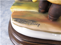 Snow White and the Seven Dwarfs 'HAVING DINNER' 11 inch Capodimonte Laurenz Sculpture