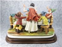 Snow White and the Seven Dwarfs 'HAVING DINNER' 11 inch Capodimonte Laurenz Sculpture