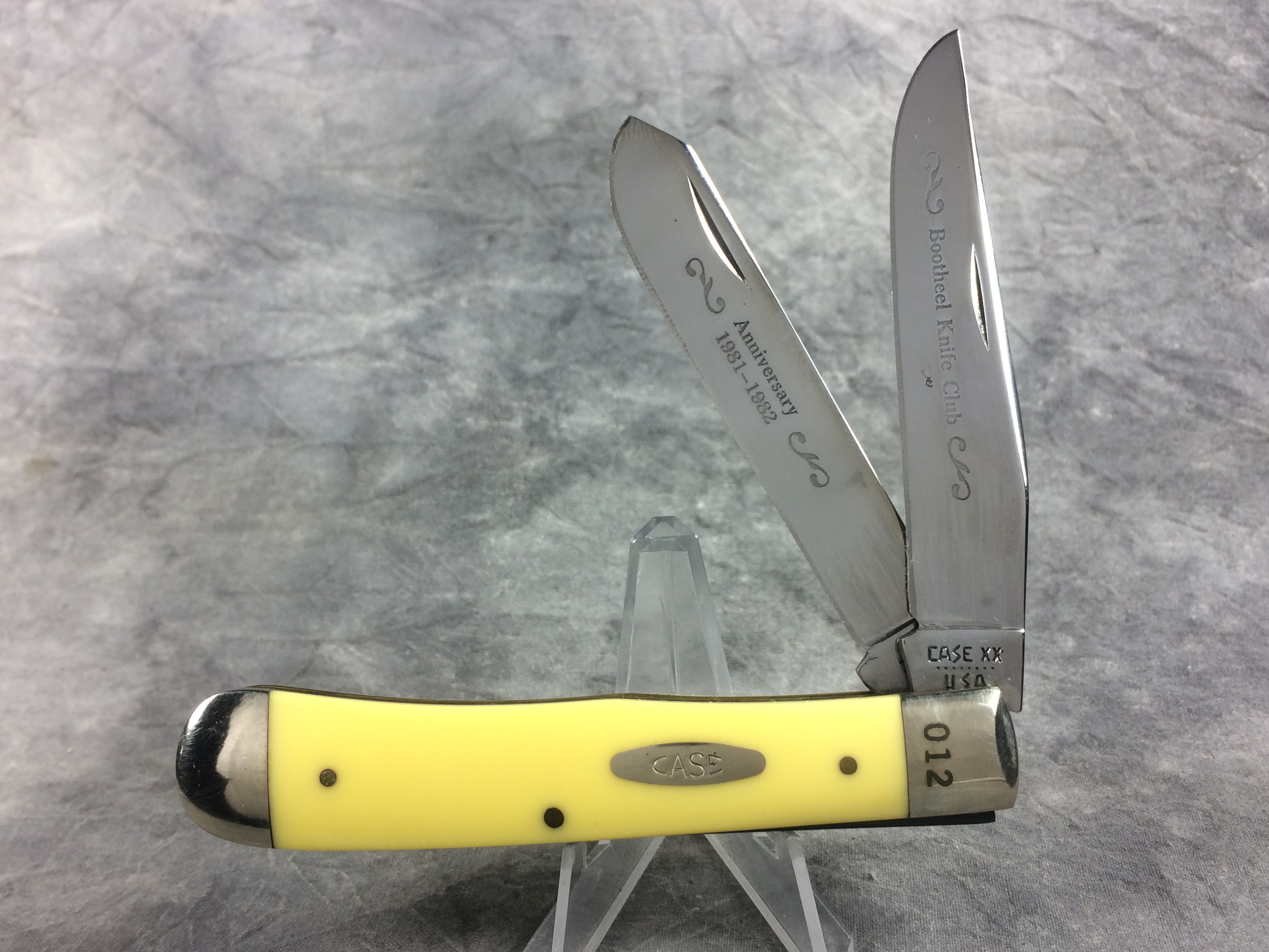 How much is 1982 CASE XX USA 3254 Limited Ed BOOTHEEL KNIFE CLUB ANNIVERSARY Yellow Trapper
