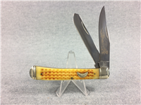 ROUGH RIDER RR870 Yellow Jigged Bone Trapper Knife & Flask in Barrel Box