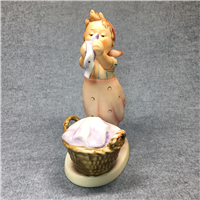 WASH DAY Figurine (Hummel 321, TMK)