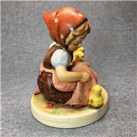 CHICK GIRL Figurine (Hummel 57/I, TMK)