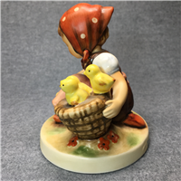 CHICK GIRL Figurine (Hummel 57/I, TMK)