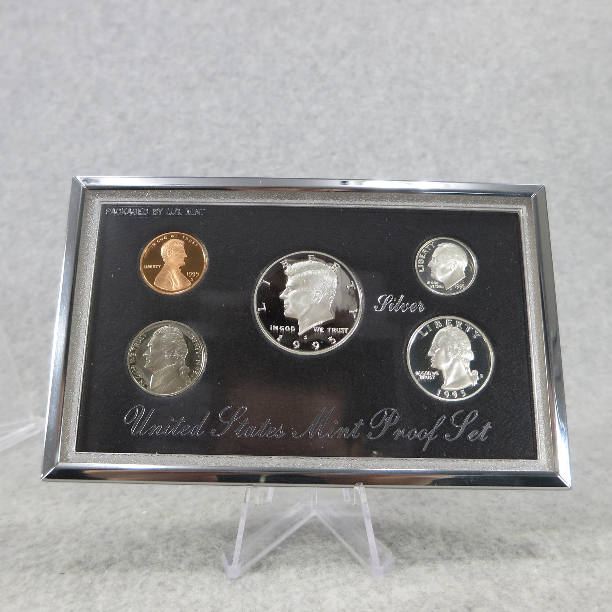 How much is 1995s Premier Silver Proof Set (5 coins) worth? iGuide